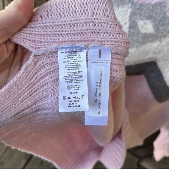 Ann Taylor Loft Fair Isle Nordic Pastel Pink & Gray  Sweater NWT Sz M - Picture 5 of 12